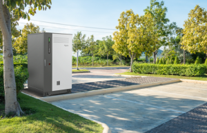 施耐德电气推出新型工商业电池储能系统